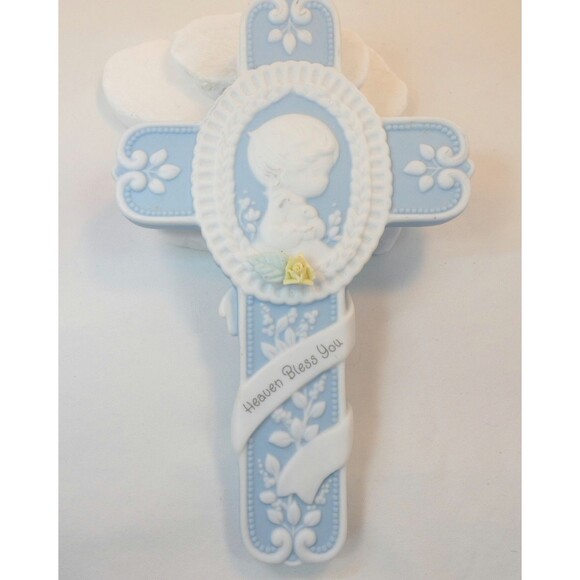 Precious Moments Heaven Bless You White Blue Boy 7” Cross 1996  New - Picture 3 of 6